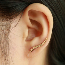 Load image into Gallery viewer, Hot Crystal Flower Stud Earrings for Women Fashion Jewelry Gold Silver Rhinestones Earrings Gift for Party and Best Friend
