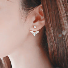 Load image into Gallery viewer, Hot Crystal Flower Stud Earrings for Women Fashion Jewelry Gold Silver Rhinestones Earrings Gift for Party and Best Friend